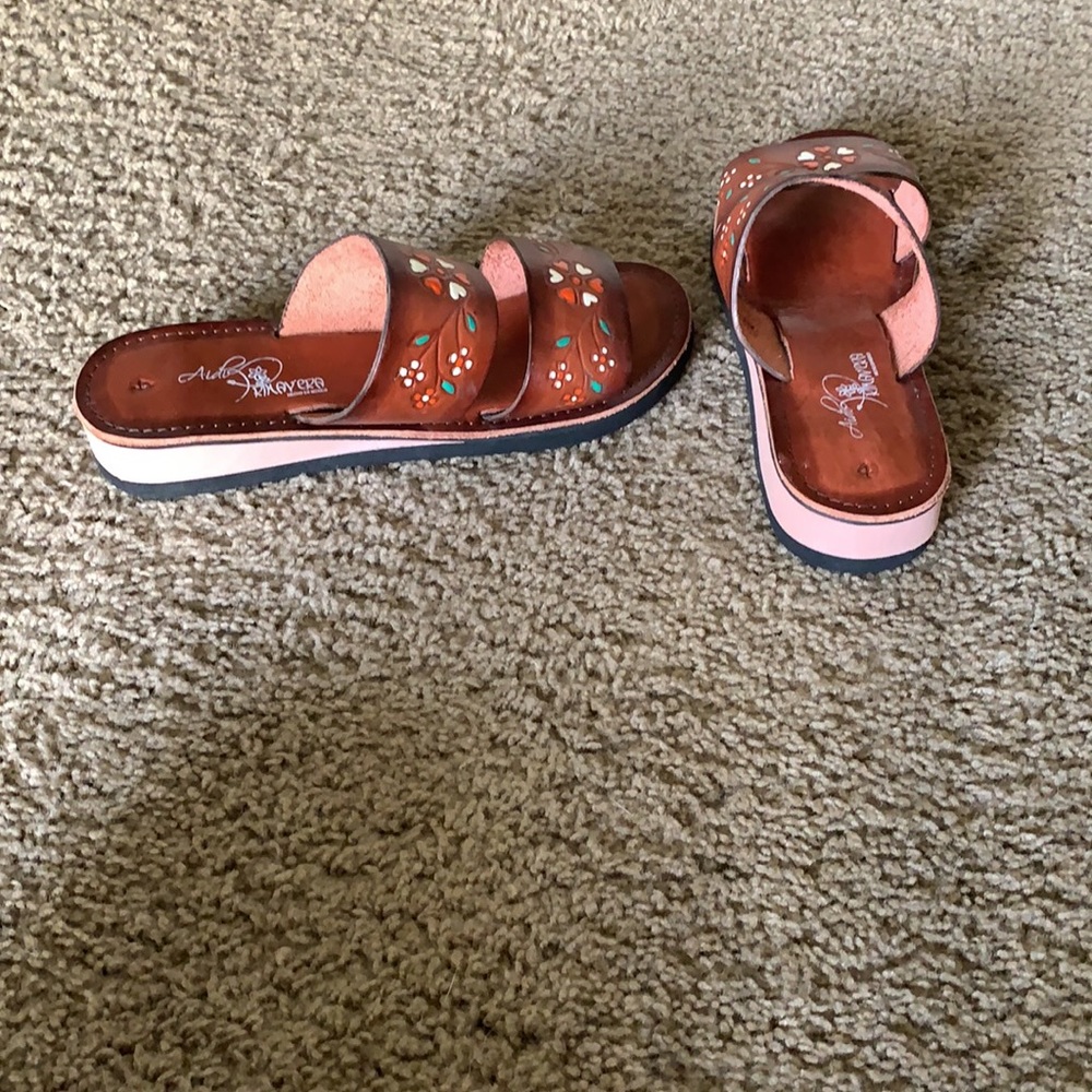 Shoes - Picture 2 of 2